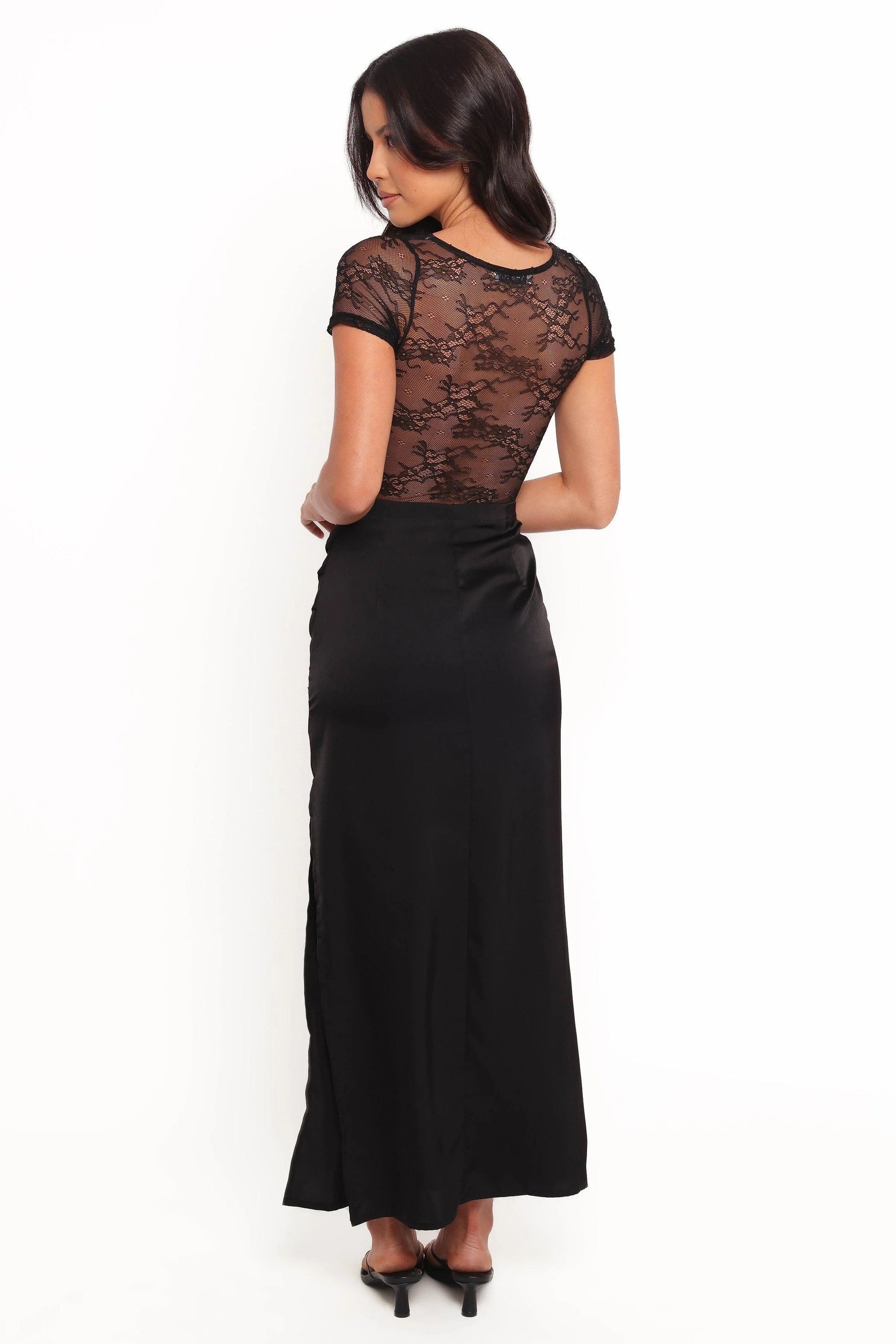 Lace Embrace Short-Sleeve Midi Dress