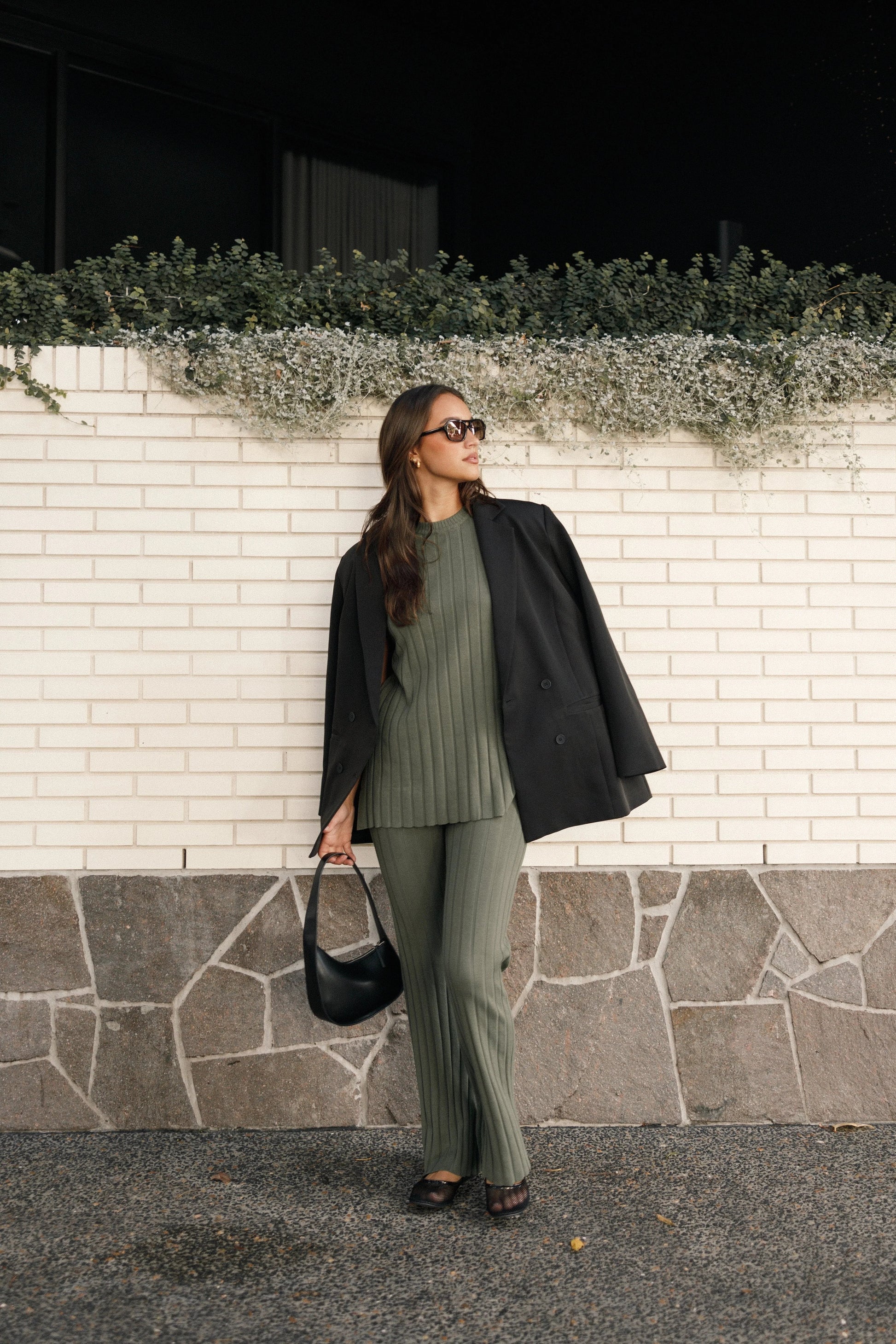 Ribbed Knit Sleeveless Top & Pant Set