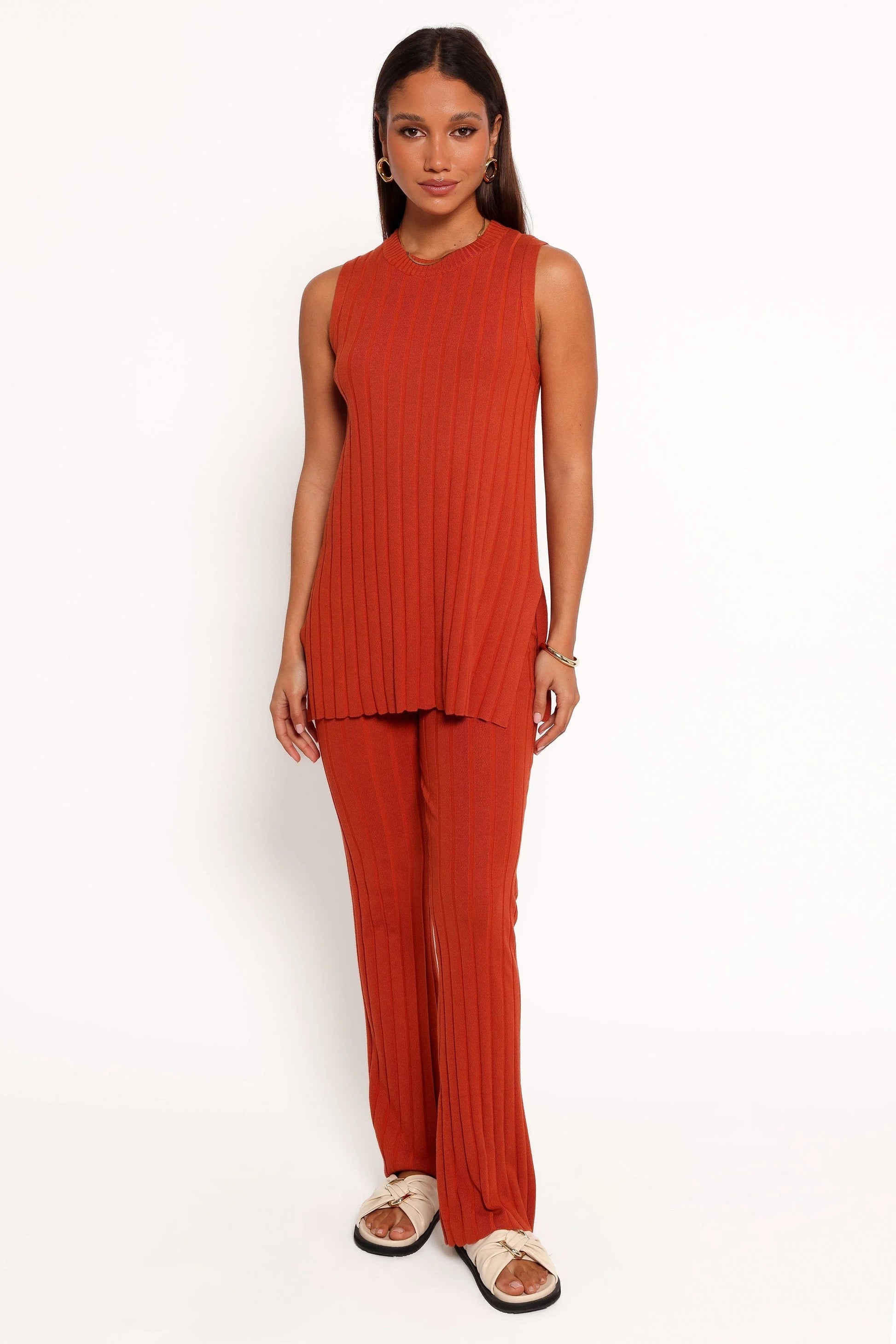 Ribbed Knit Sleeveless Top & Pant Set