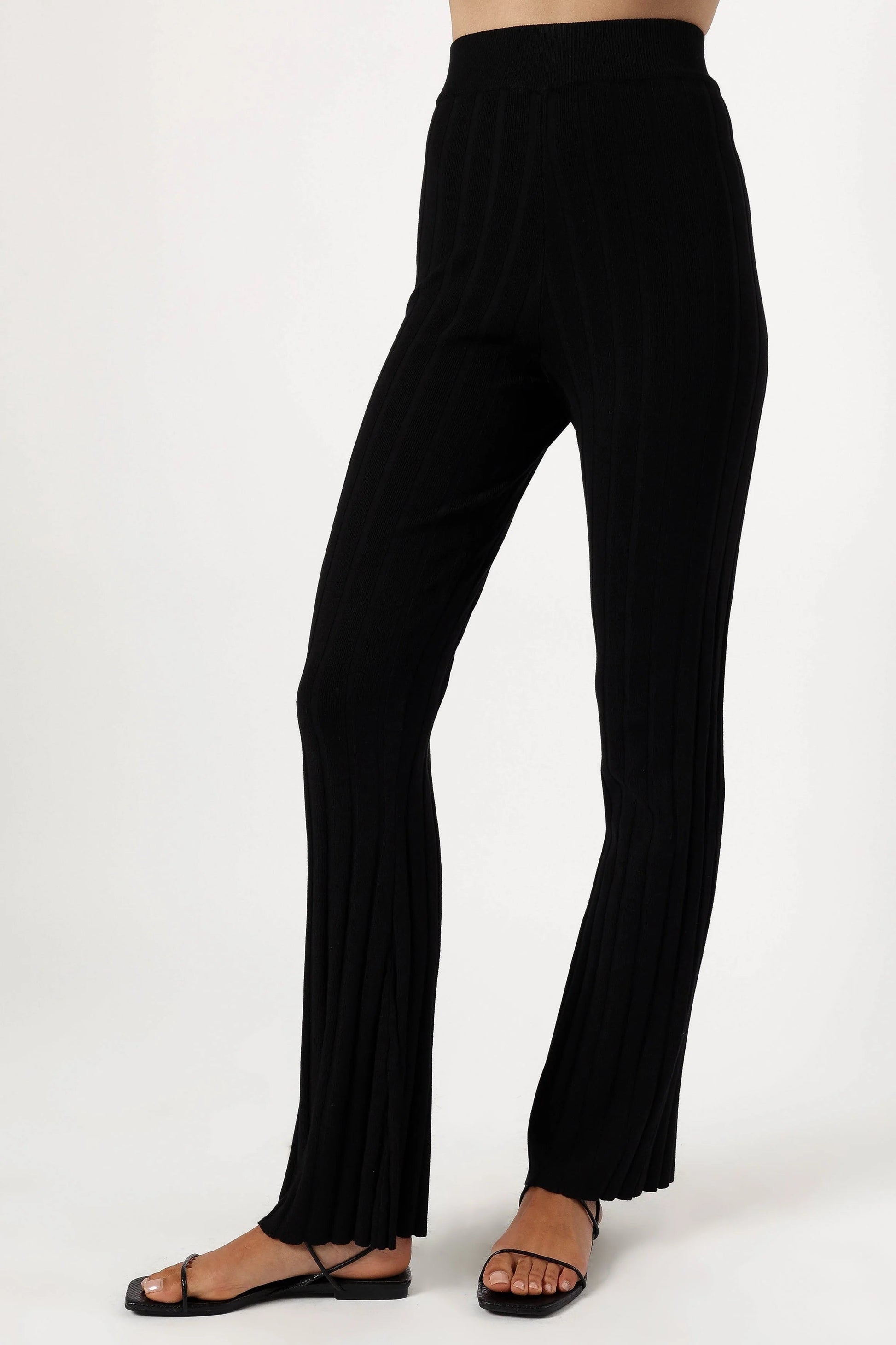 Ribbed Knit Sleeveless Top & Pant Set