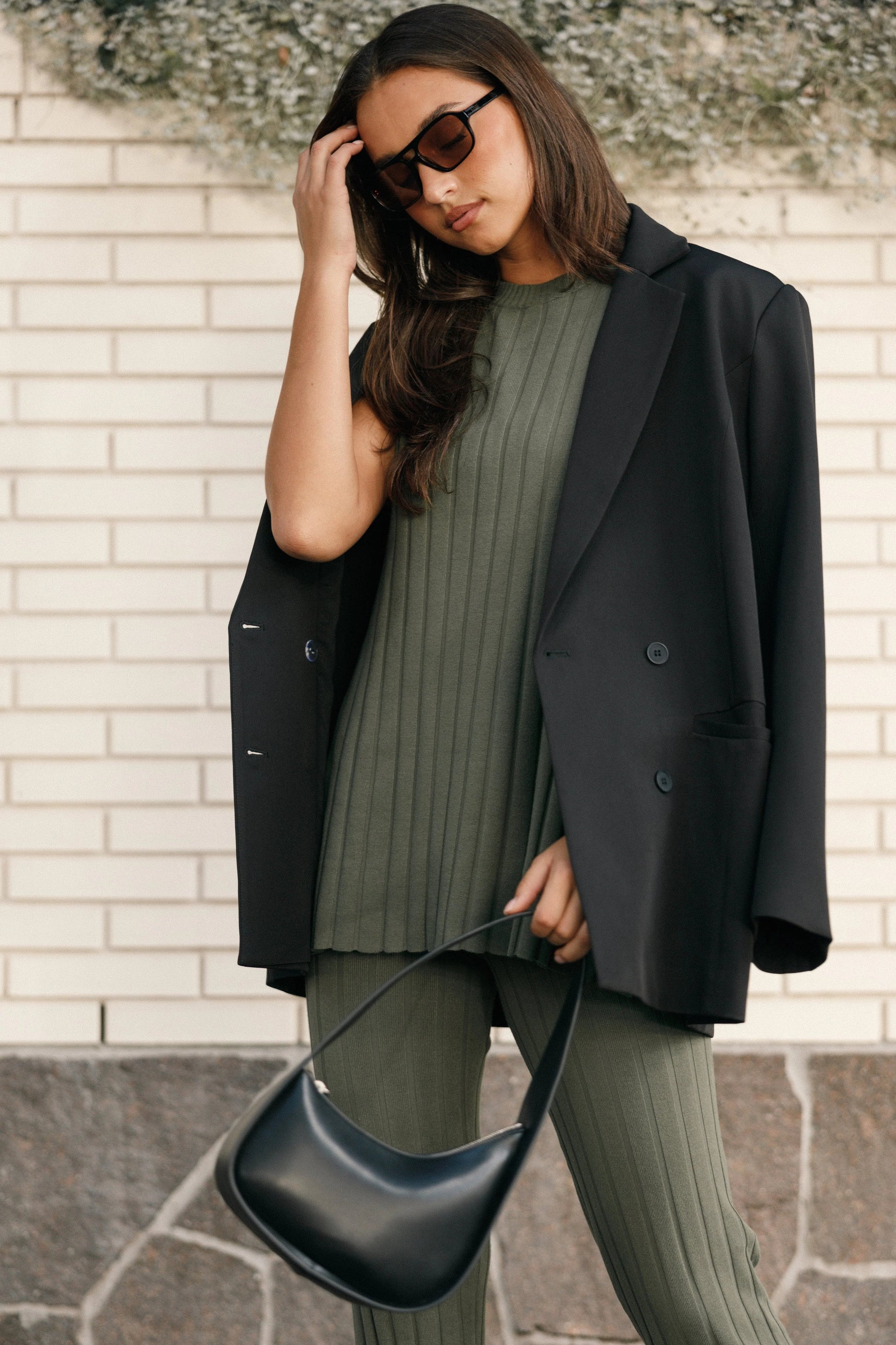 Ribbed Knit Sleeveless Top & Pant Set