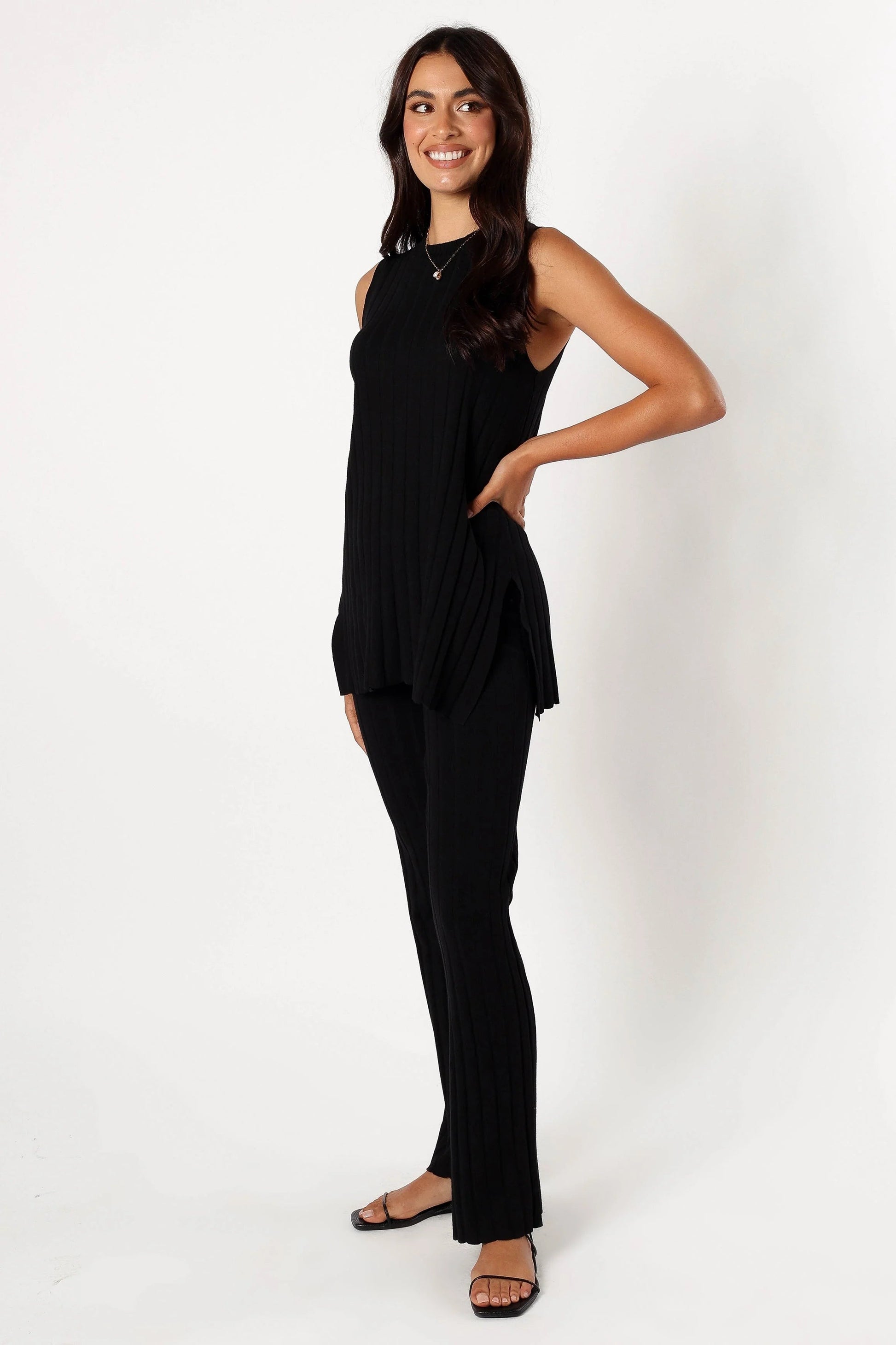 Ribbed Knit Sleeveless Top & Pant Set