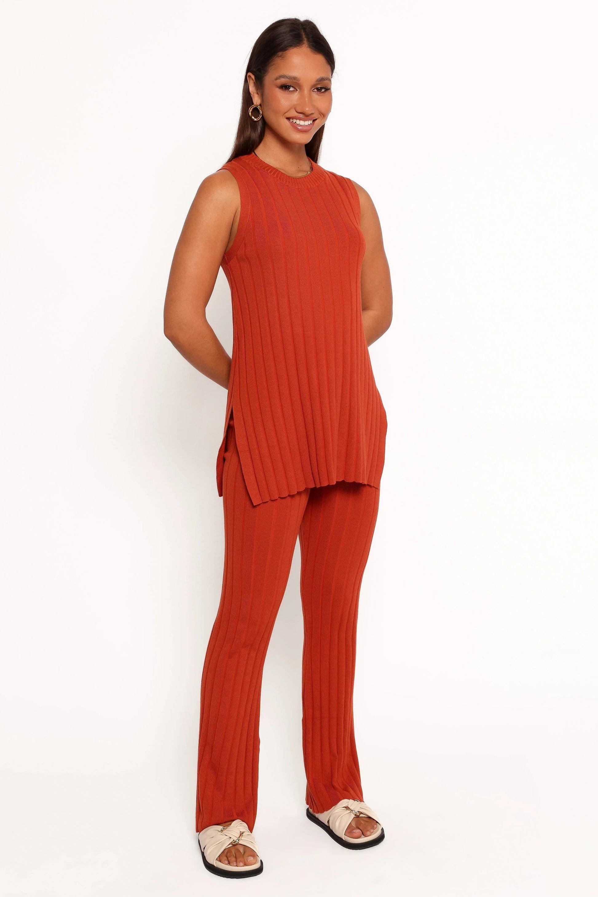 Ribbed Knit Sleeveless Top & Pant Set