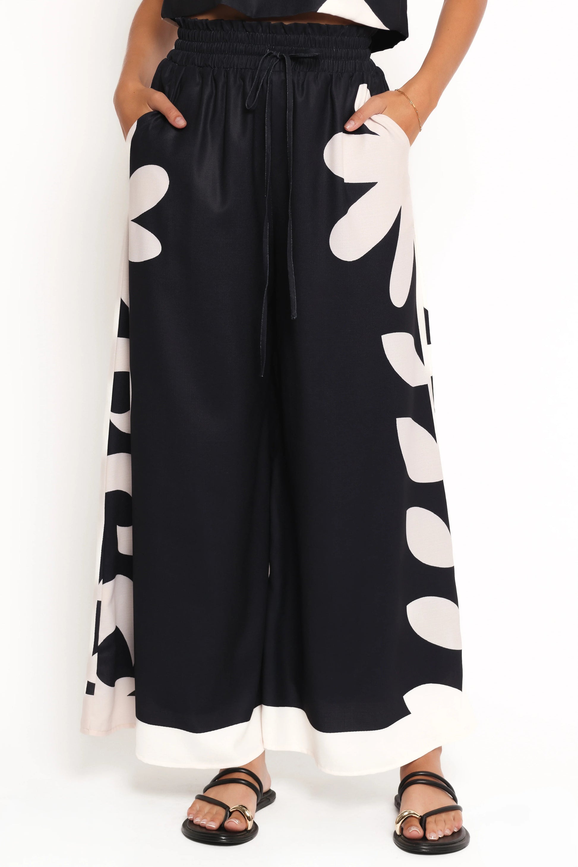 Square-Neck Linen-Blend Top & Wide-Leg Pants Set