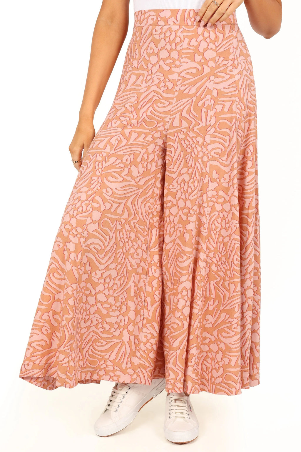 Wide-Leg High-Rise Pants